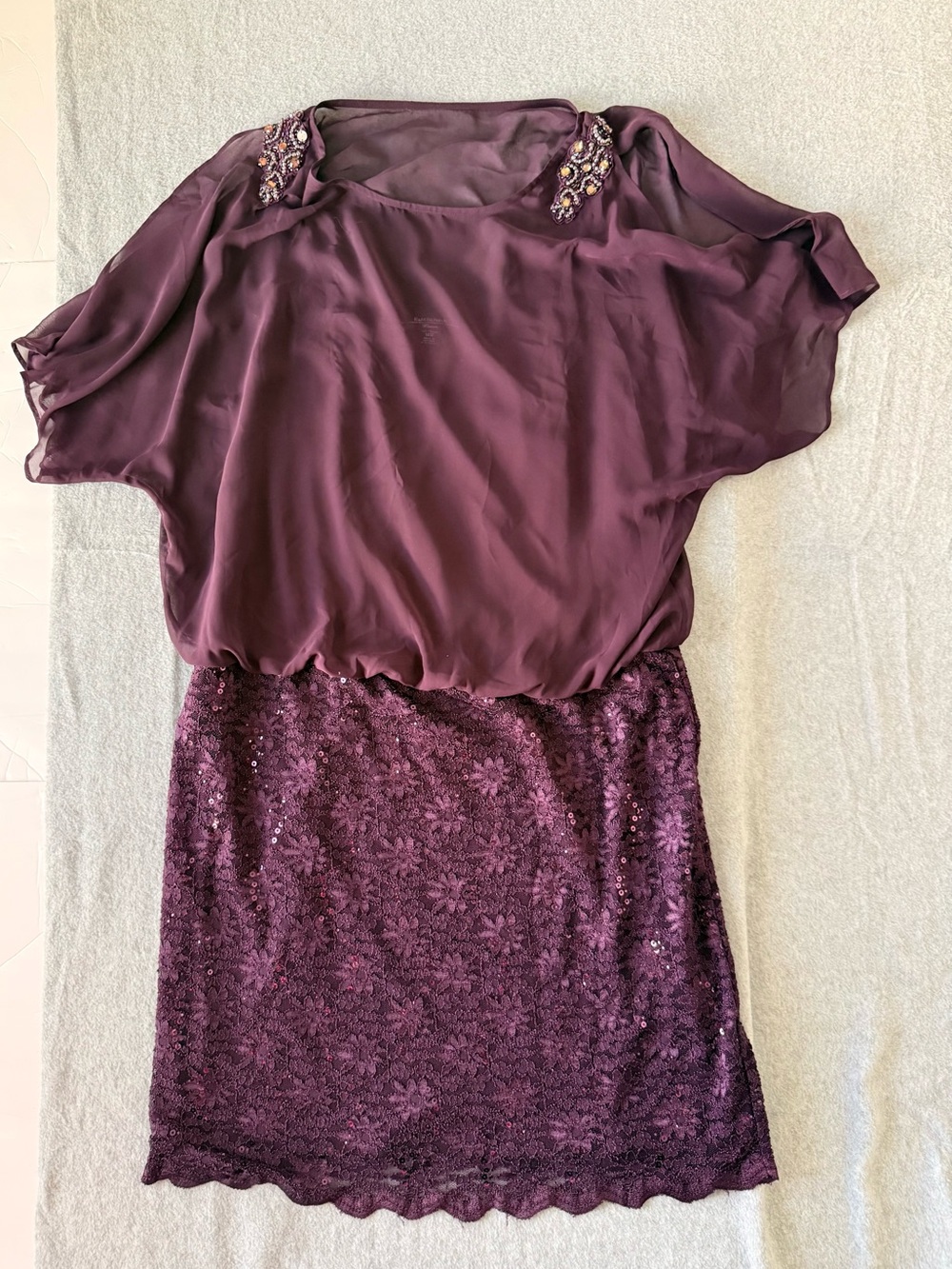 R&M Richards Plum Beaded Shoulder Sequin Lace Cocktail Dress 14W AS-IS